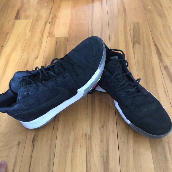 Black kyrie 3’s with cool bottoms. - Picture 6 of 7